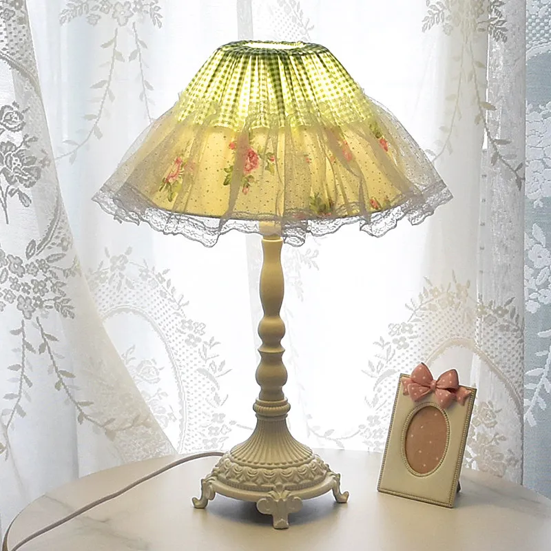 French pastoral table lamp bed - Solar Lamp ulasan dan harga